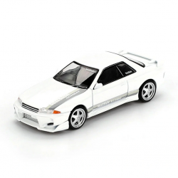 1/64 Nissan Skyline GT-R (R32) VeilSide Combat C-I White Model Araç